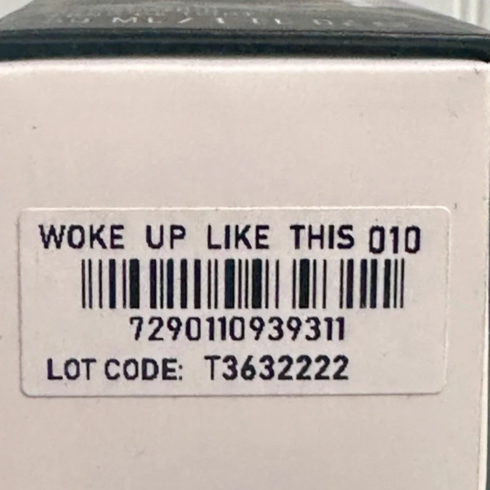 **SOLD** IL MAKIAGE NY WOKE UP LIKE THIS FOUNDATION - SHADE 10 - NIB - Picture 8 of 8